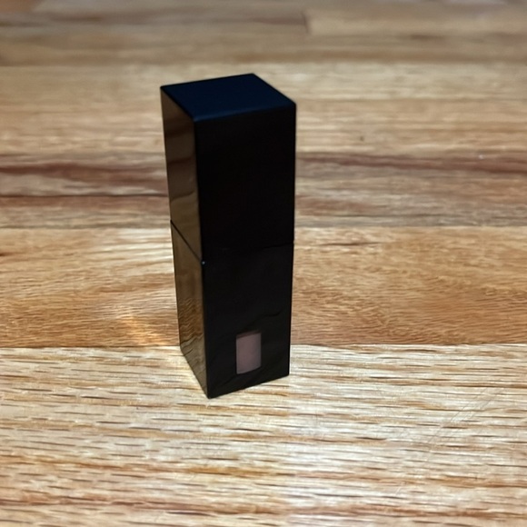 ELF New Glossy Lip Stain PINKIES UP - Picture 3 of 5